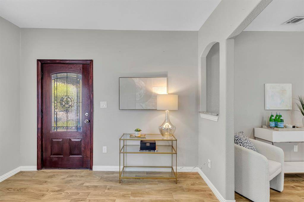 Dallas, TX 75208,925 S Brighton Avenue