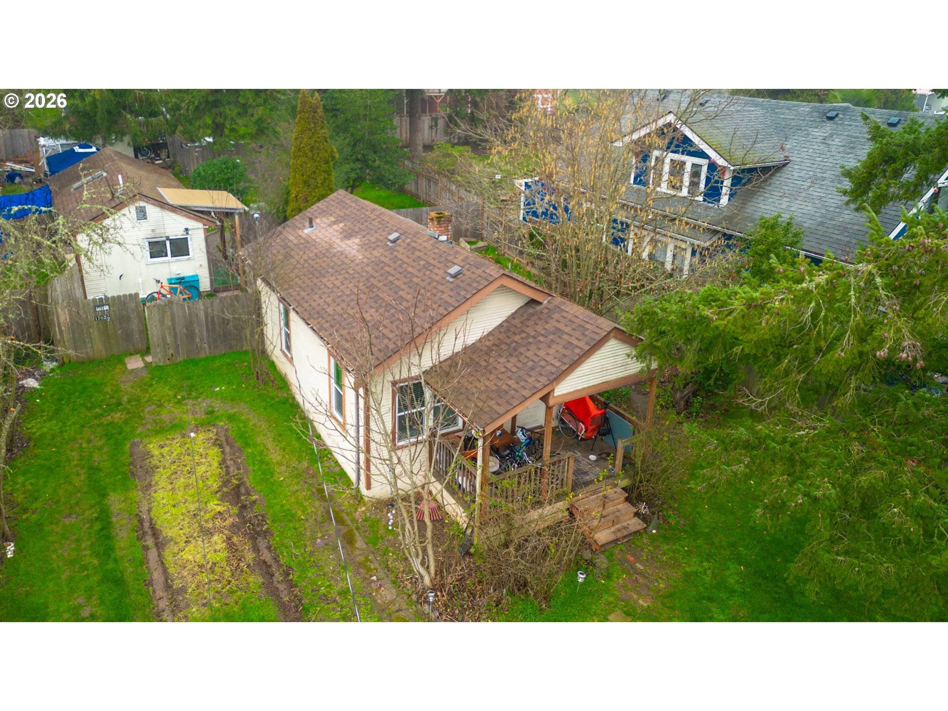 Eugene, OR 97403,1702 AUGUSTA ST