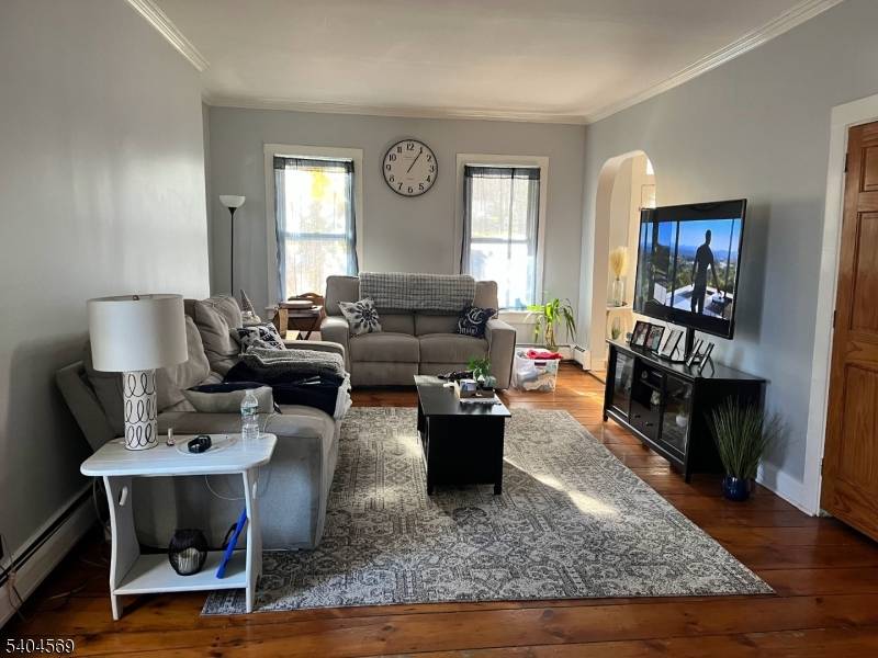 Newton Town, NJ 07860,21 Liberty St