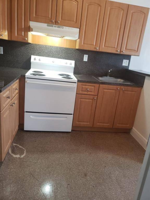 Hallandale Beach, FL 33009,717 NE 10th Ave #3