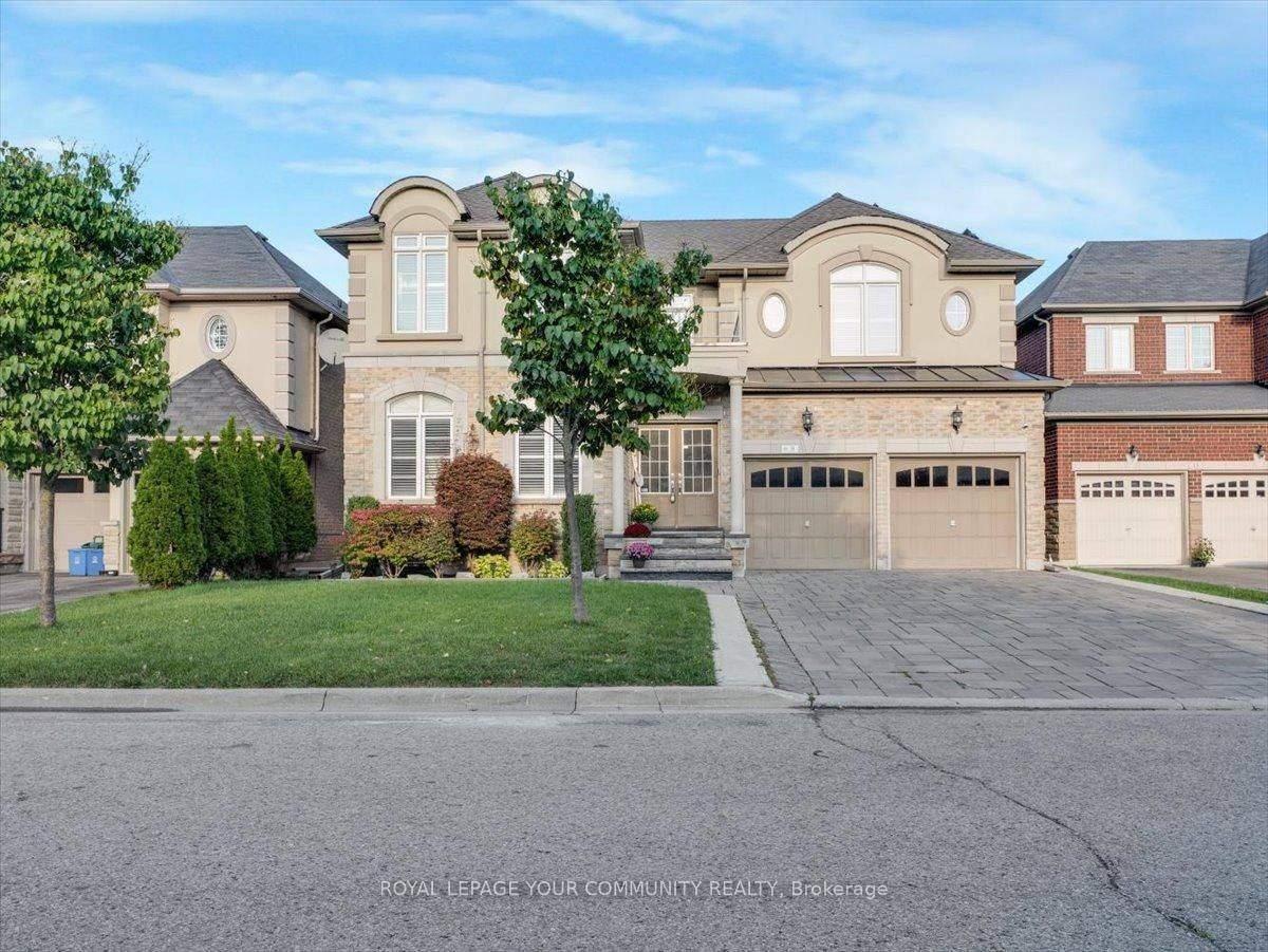 Aurora, ON L4G 0J7,9 Heaney CT