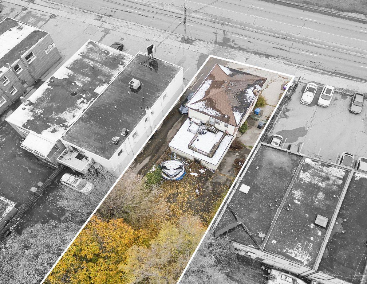 Mississauga, ON L5E 1G1,1185 Lakeshore RD E