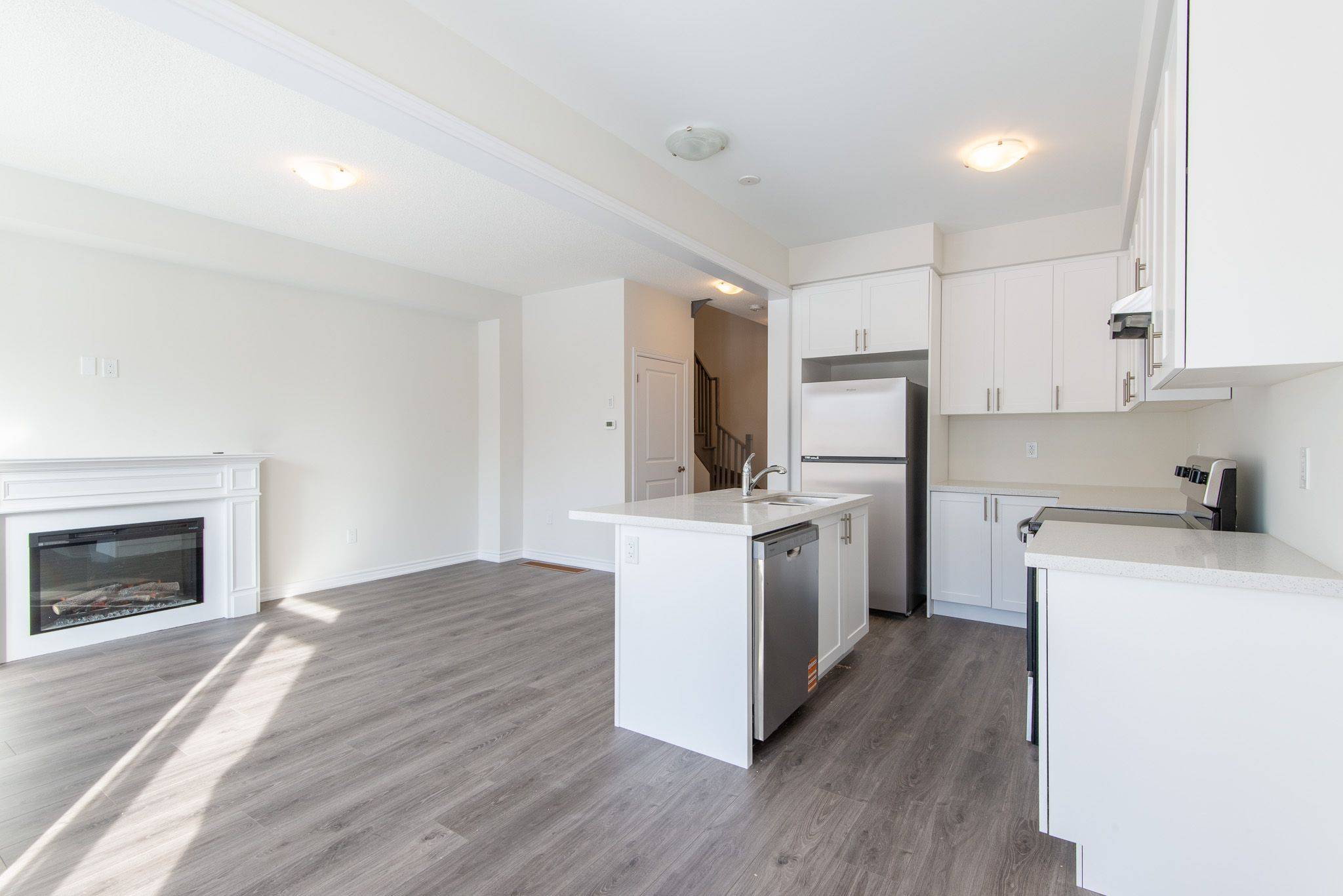 Kawartha Lakes, ON K9V 5V4,73 Watts Mews