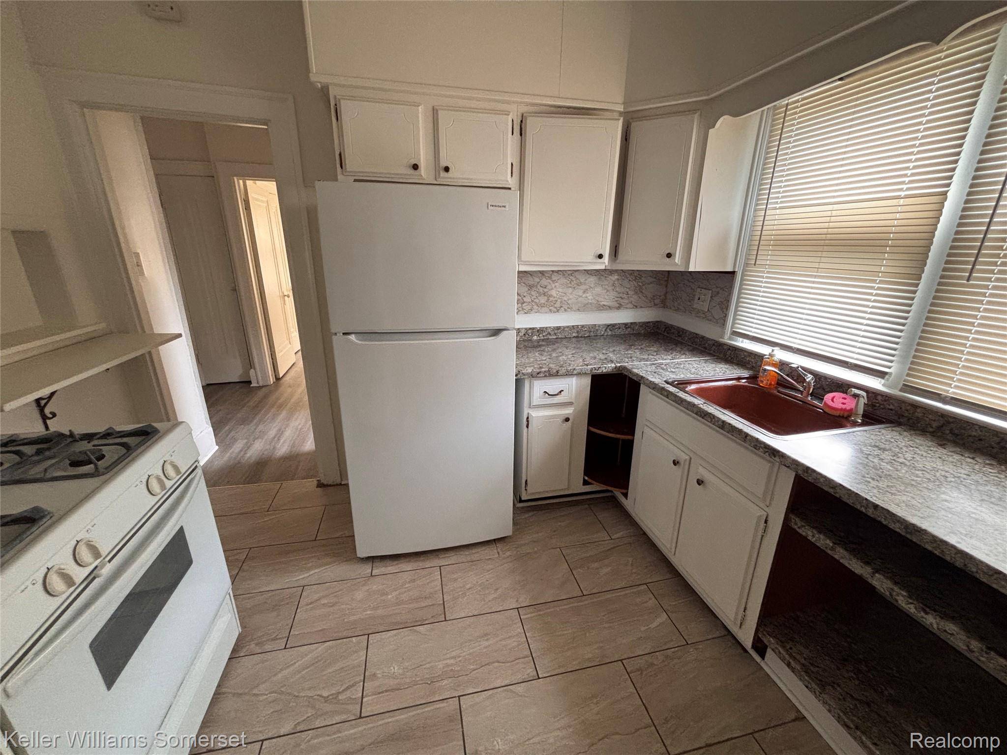 Detroit, MI 48238,15769 Turner ST