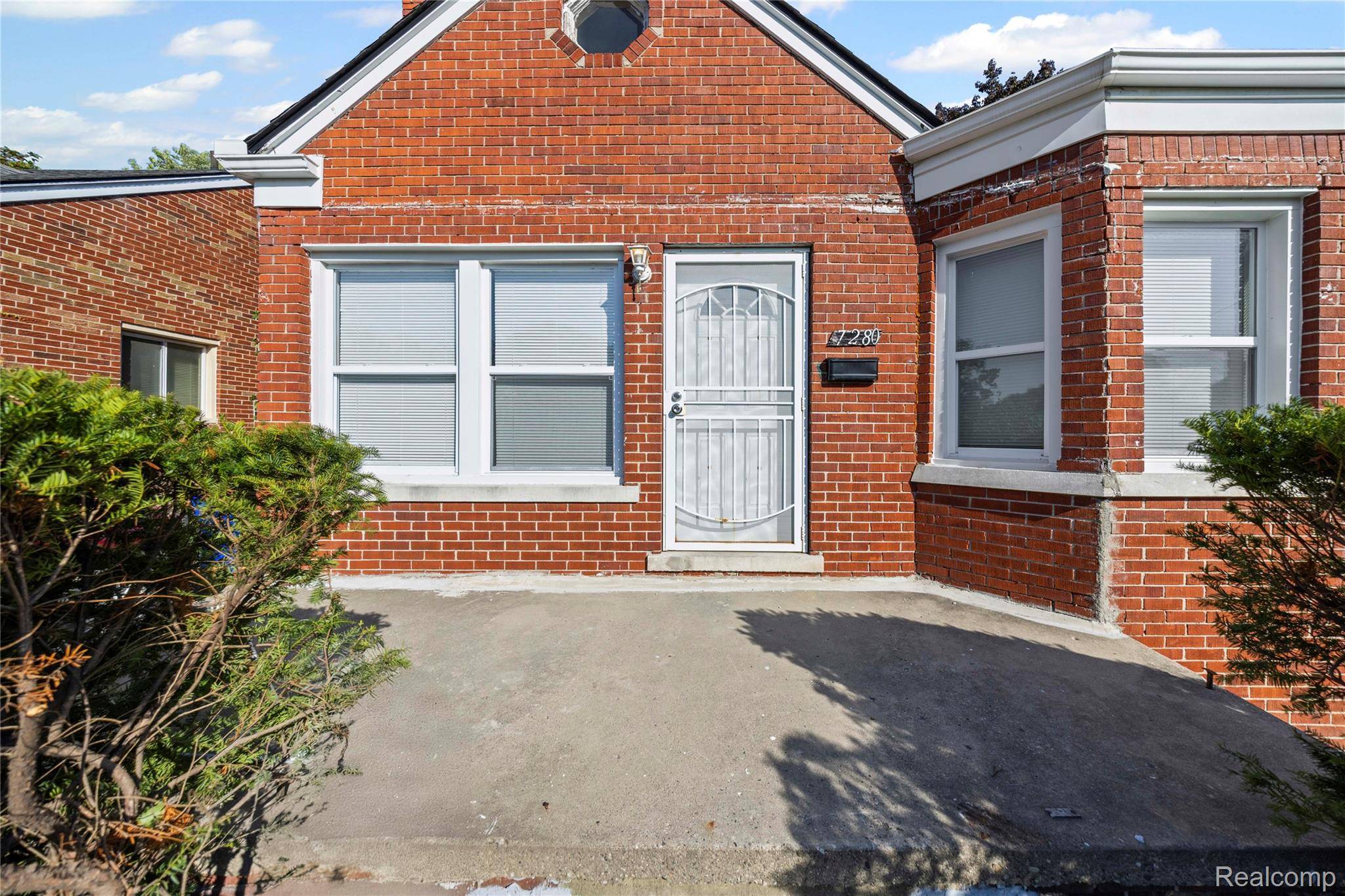 Detroit, MI 48228,7280 Rosemont AVE