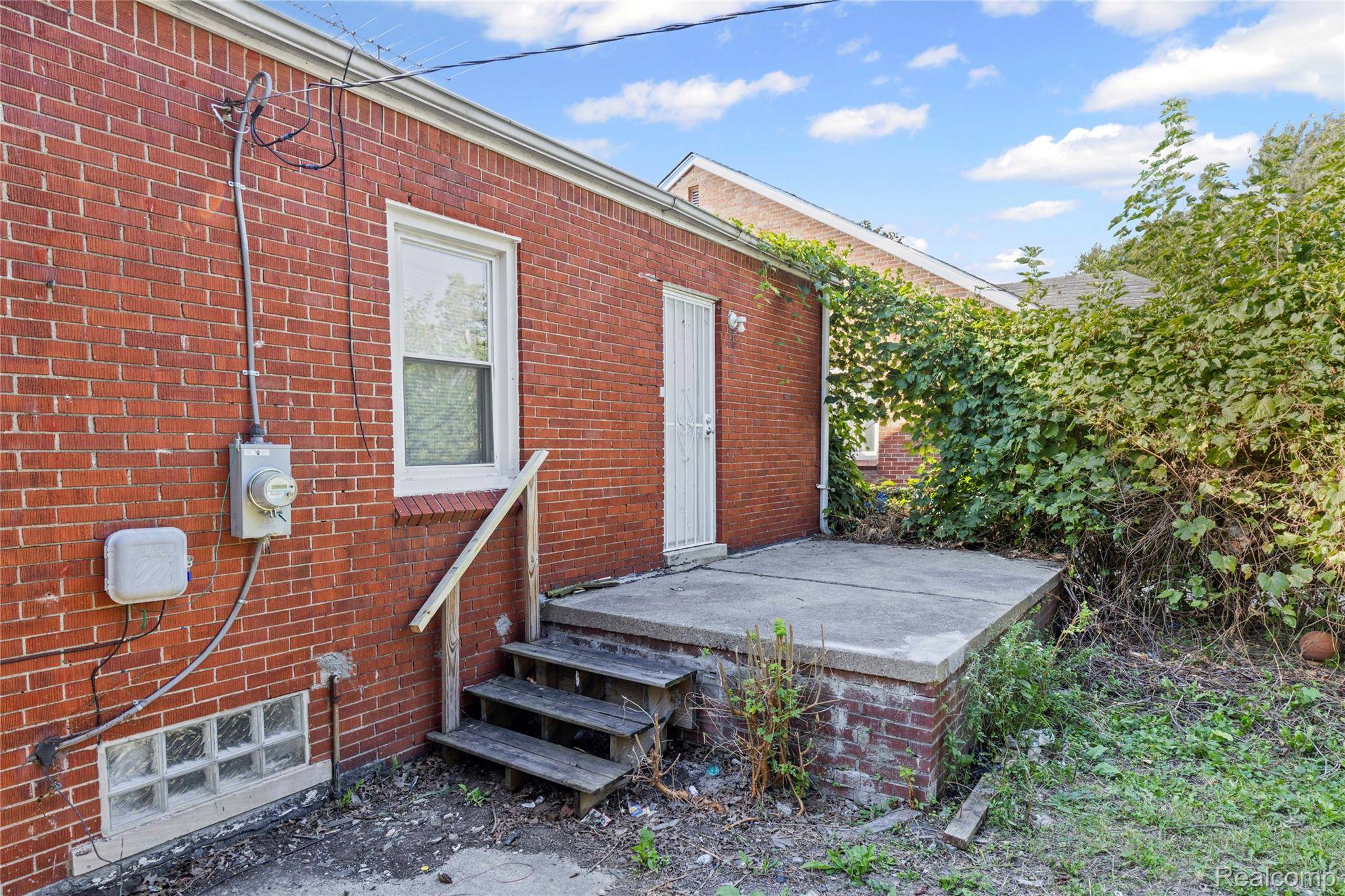 Detroit, MI 48228,7280 Rosemont AVE