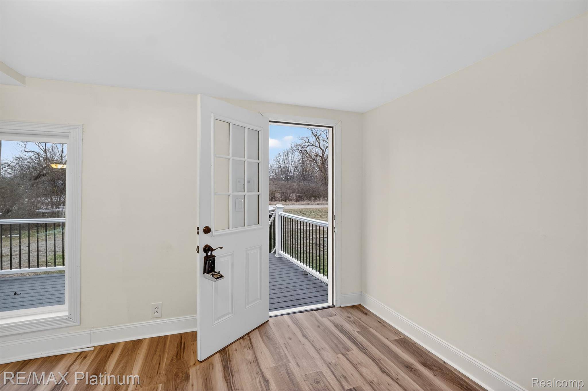 Pinckney, MI 48169,15313 Livermore RD