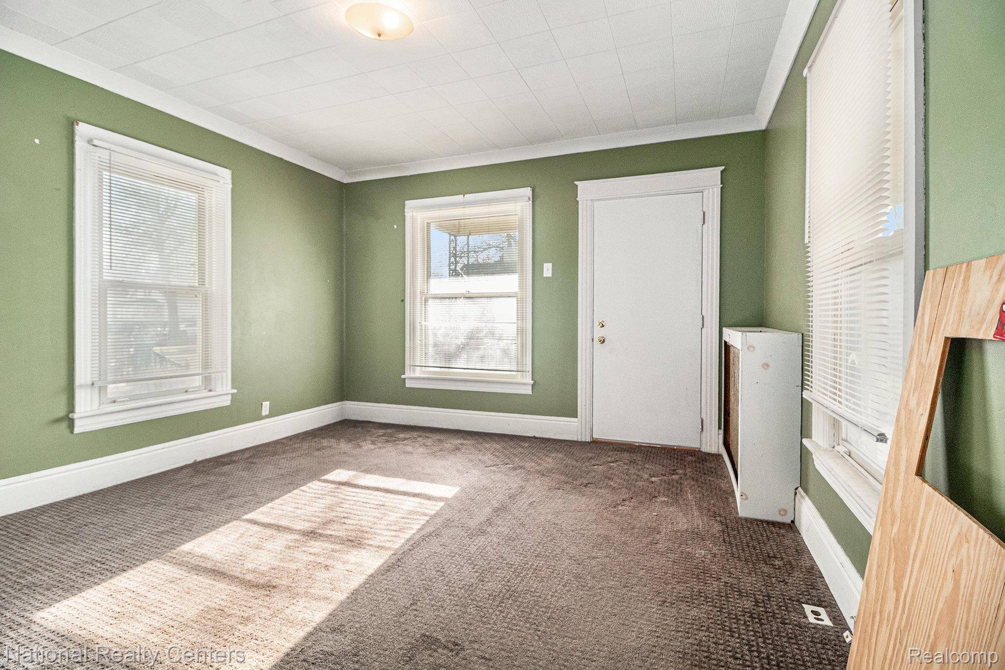 Monroe, MI 48161,405 E 5th ST