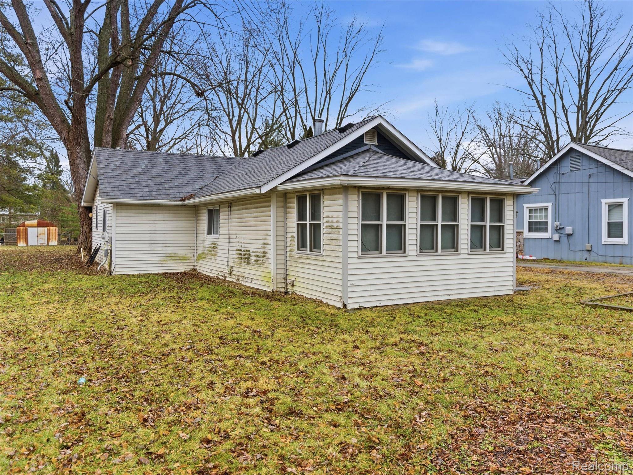 Rochester Hills, MI 48309,3161 Grant RD