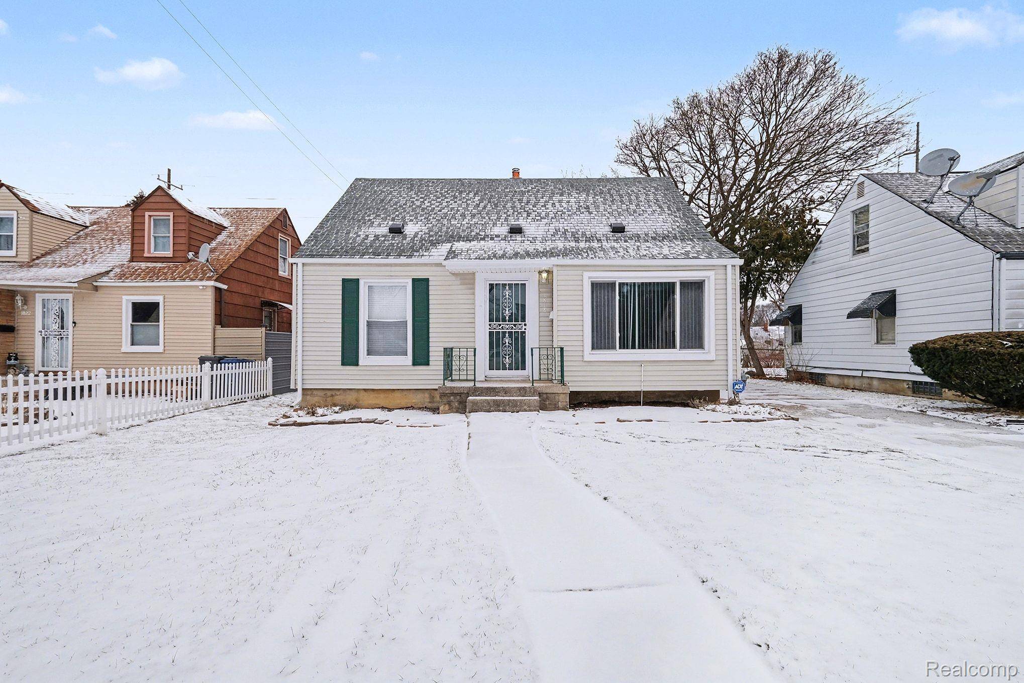 Flint, MI 48504,1818 Parkfront DR