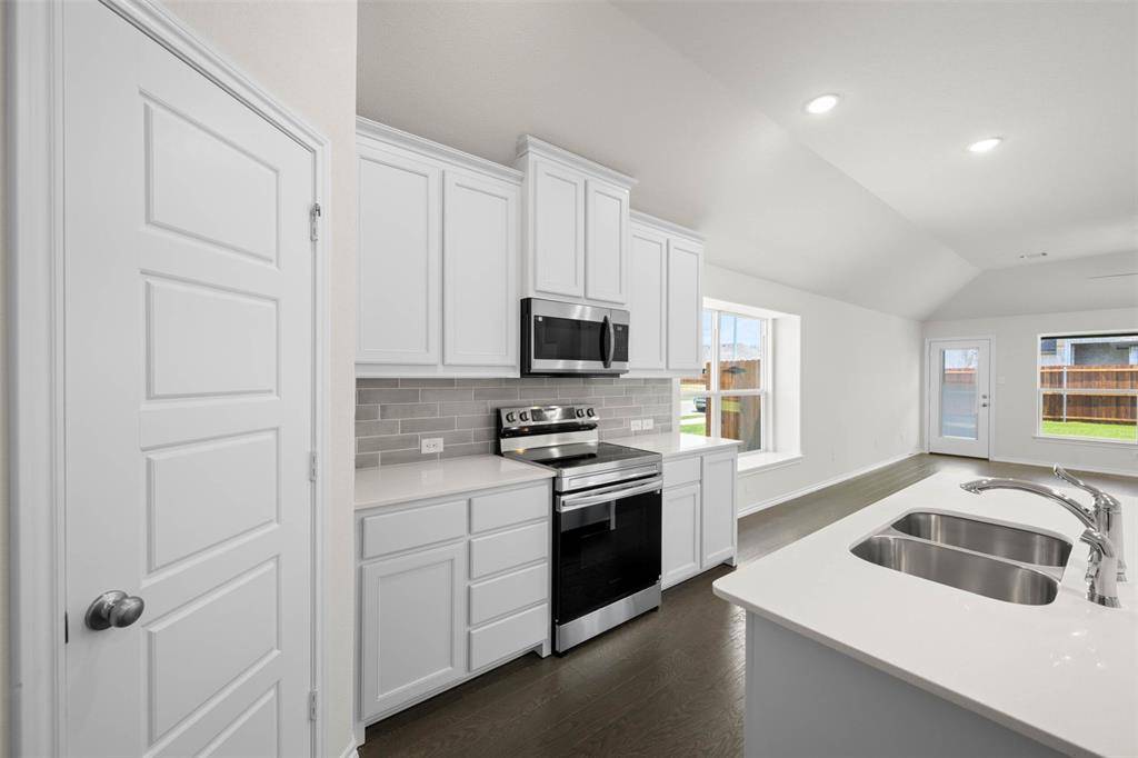 Fort Worth, TX 76036,10301 Tapioca Street