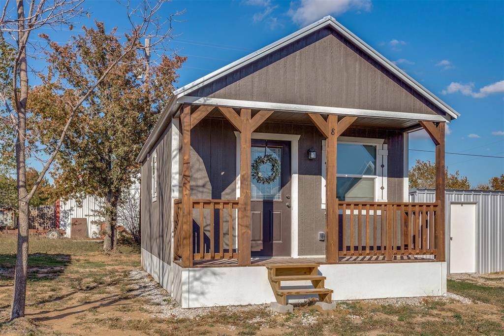 Chico, TX 76431,906 El Camino Real #4