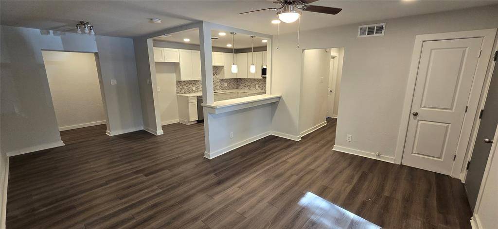 Dallas, TX 75228,2021 Costa Mesa Drive