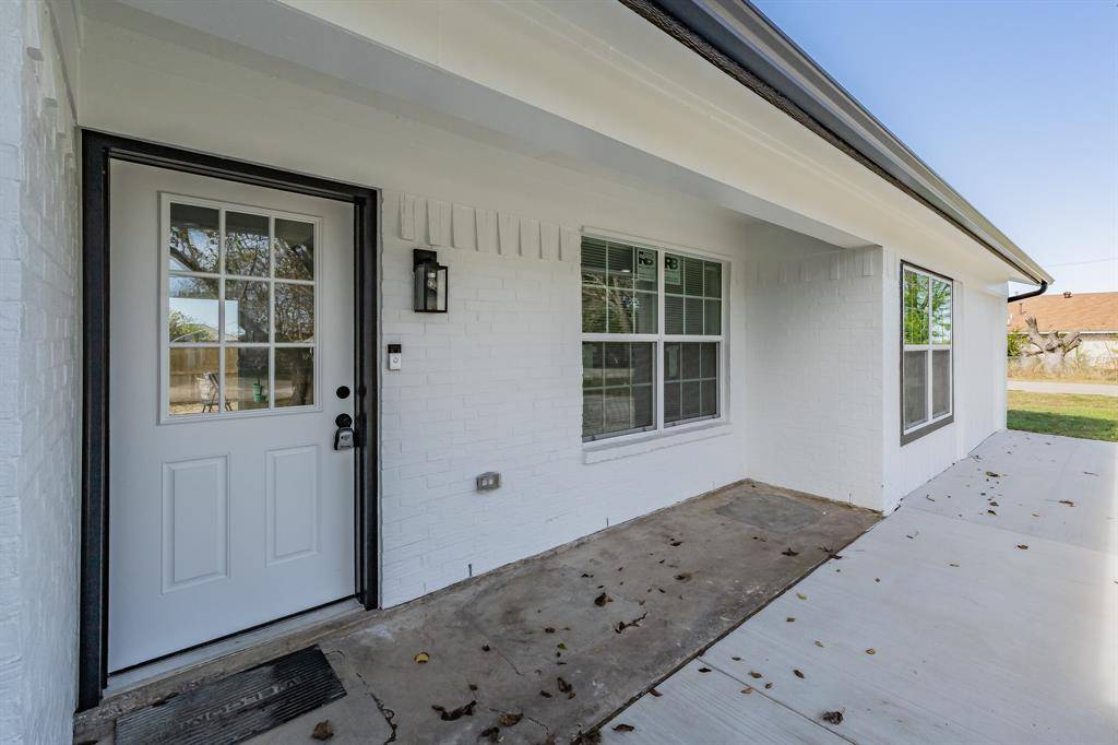 Venus, TX 76084,207 N Hickory Street