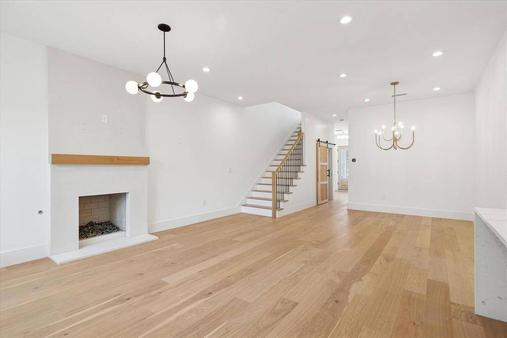 Dallas, TX 75218,10338 Bel Aire Drive