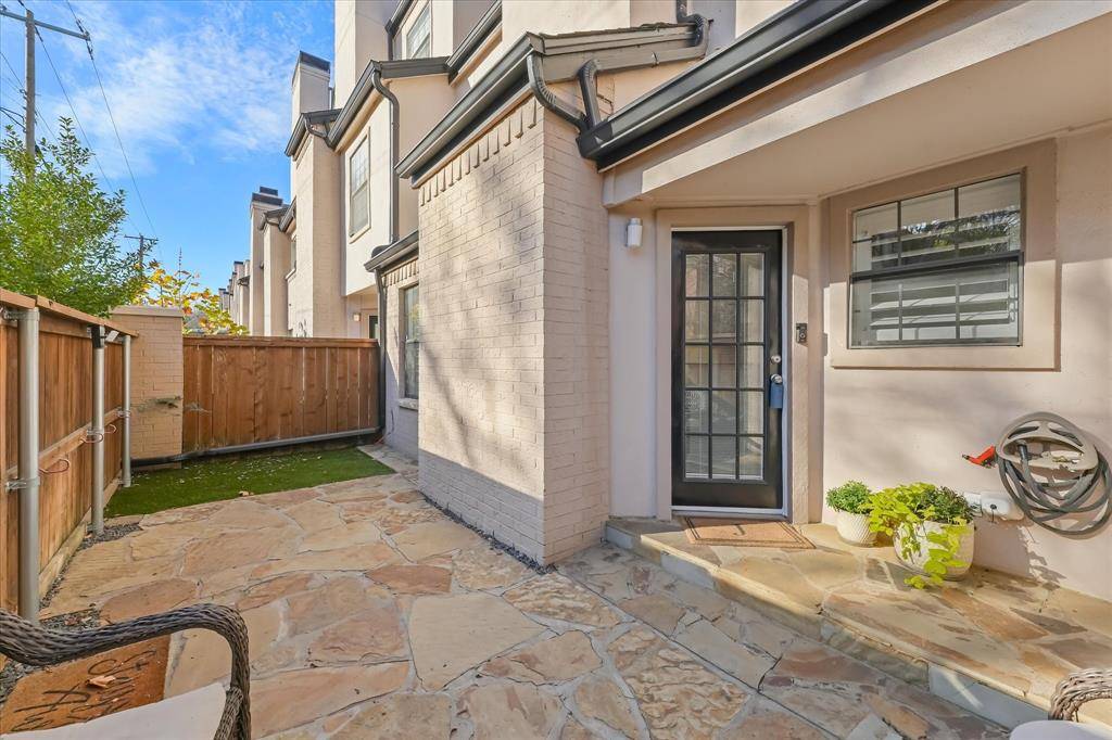 Dallas, TX 75204,3901 Travis Street #126