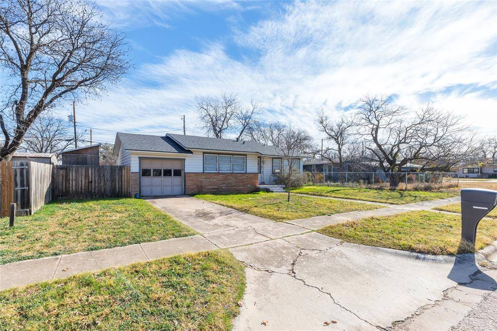 Abilene, TX 79605,1957 Ballinger Street