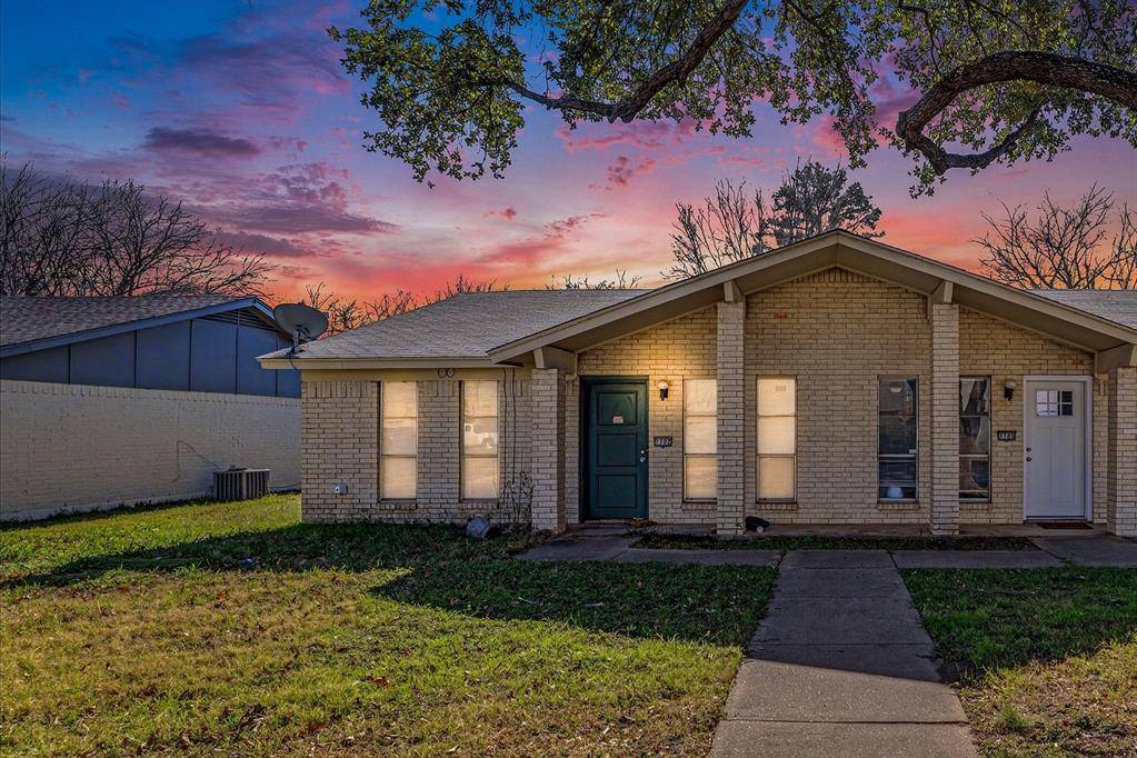 North Richland Hills, TX 76180,7700 Mary Drive #7702