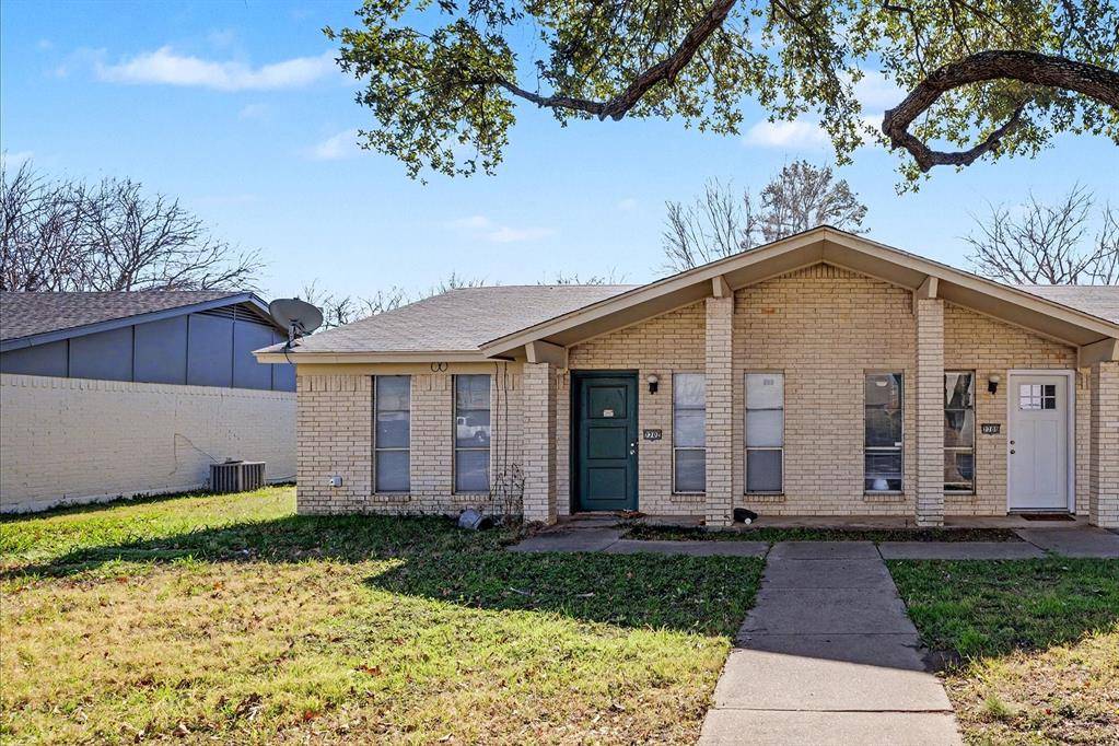 North Richland Hills, TX 76180,7700 Mary Drive #7702