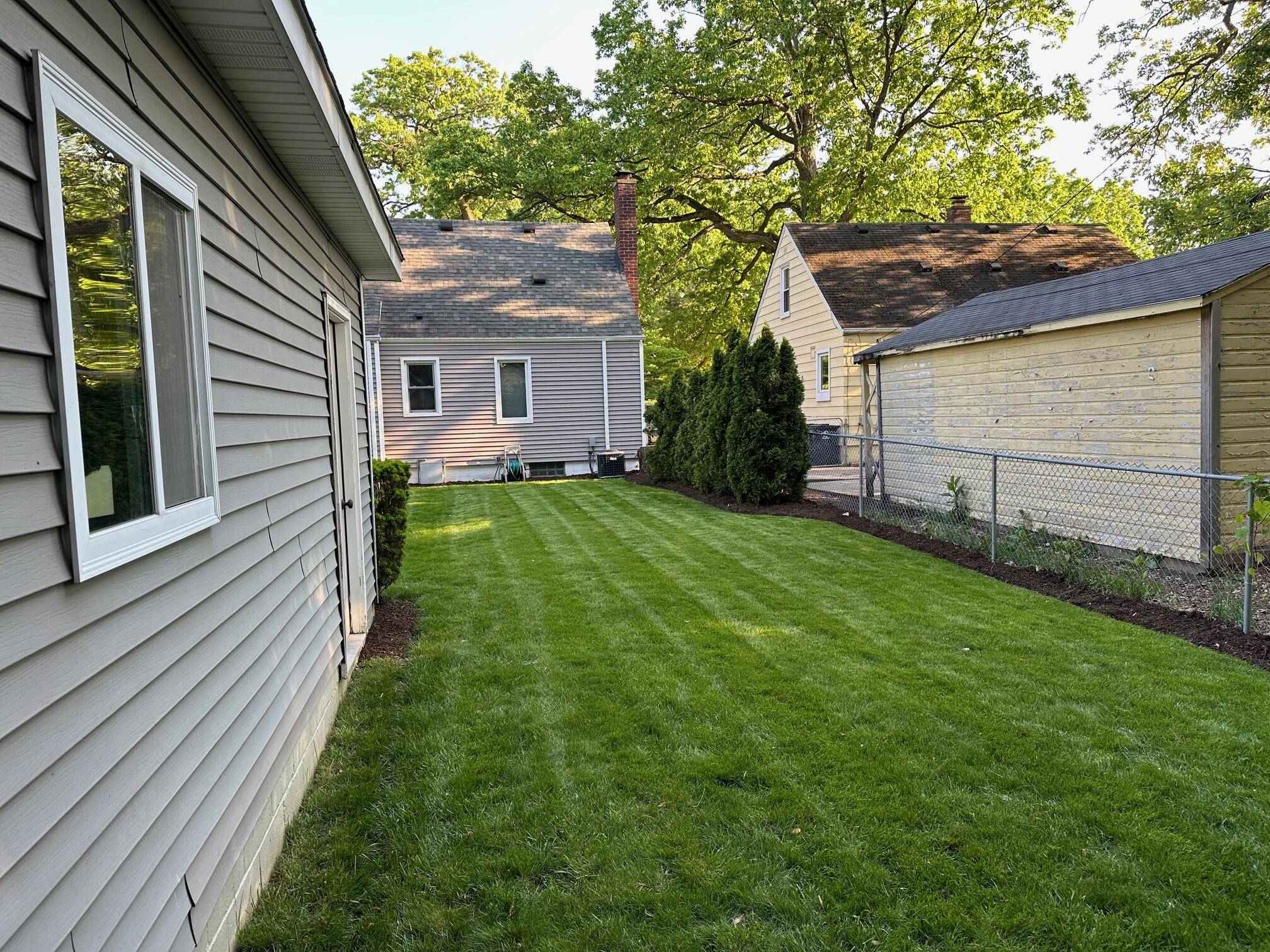 Royal Oak, MI 48067,1002 Catalpa DR