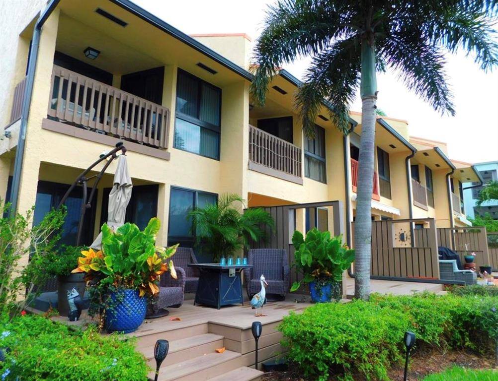 Pompano Beach, FL 33062,797 S Riverside Dr #797