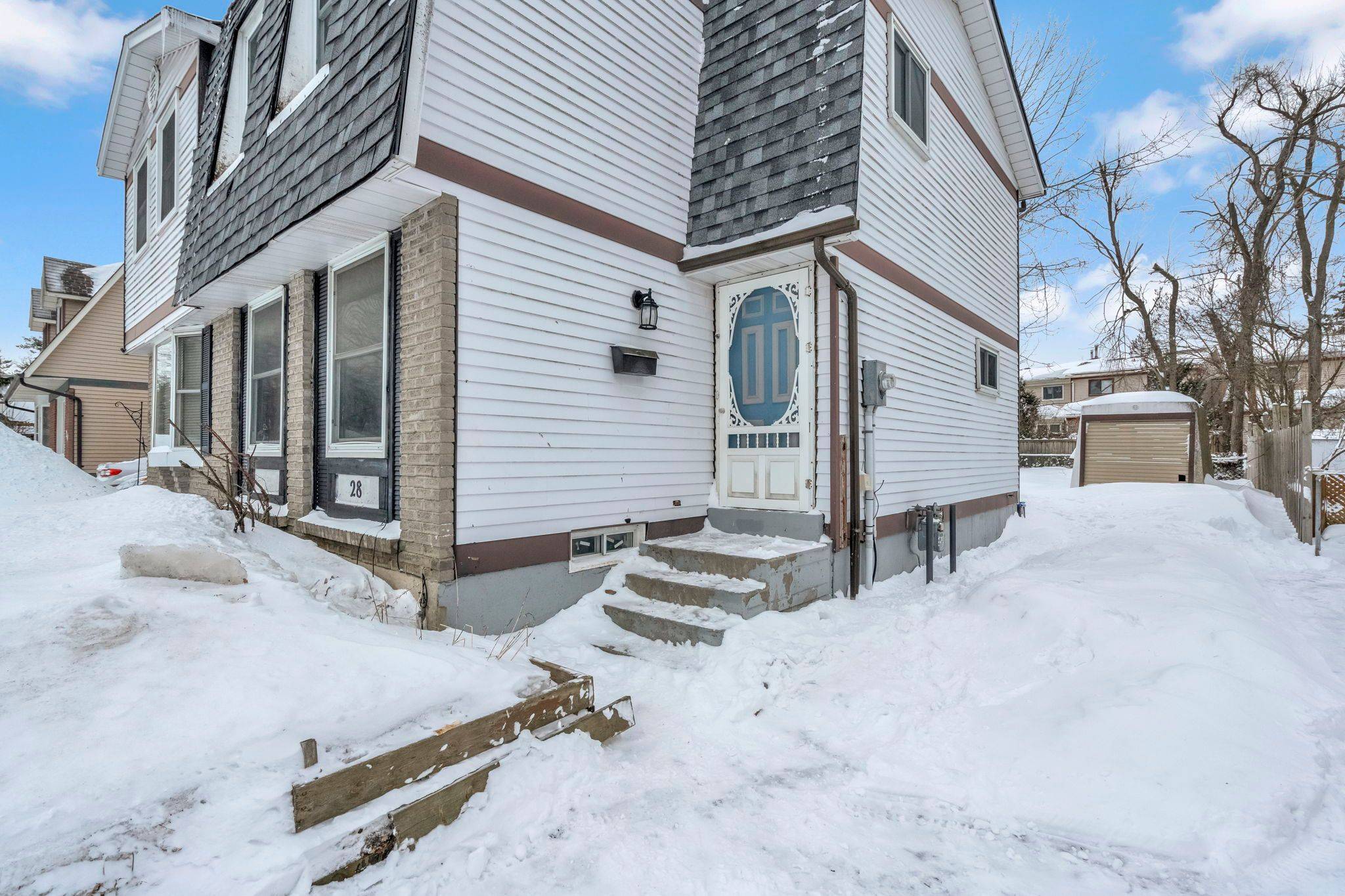 Barrie, ON L4N 4W7,28 Wilde PL