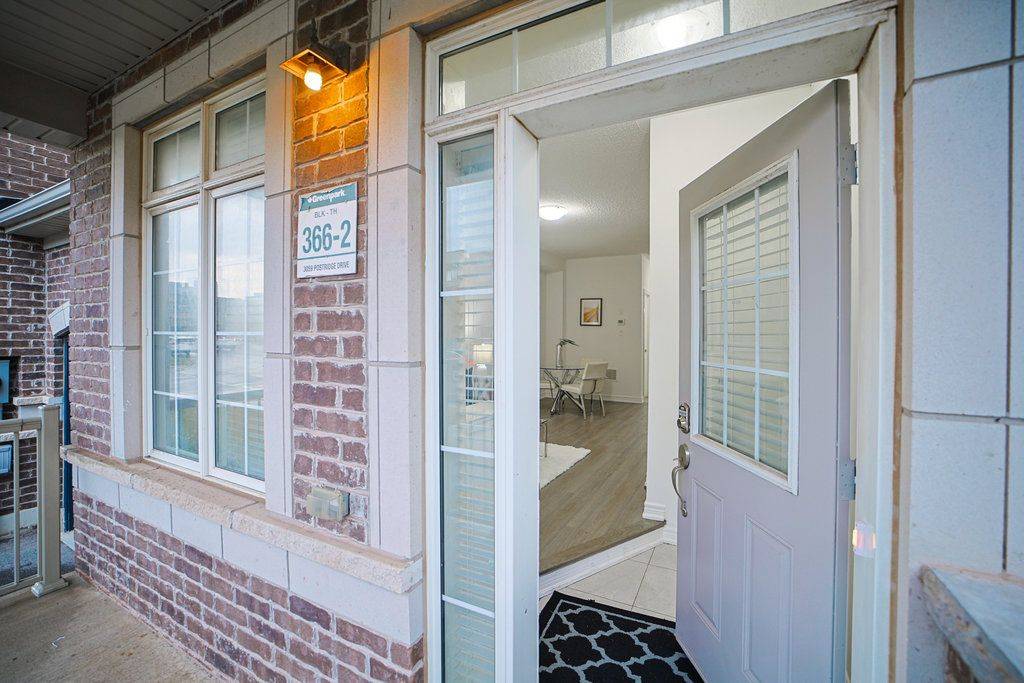 Oakville, ON L6H 0S1,3059 Postridge DR