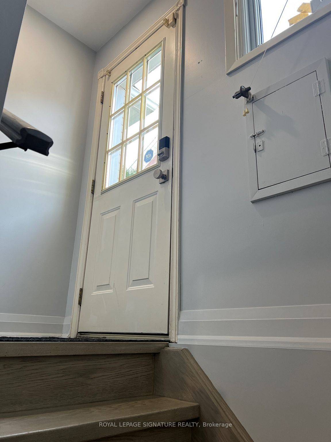 Mississauga, ON L4Y 2T2,1040 Runningbrook DR #Bsmt