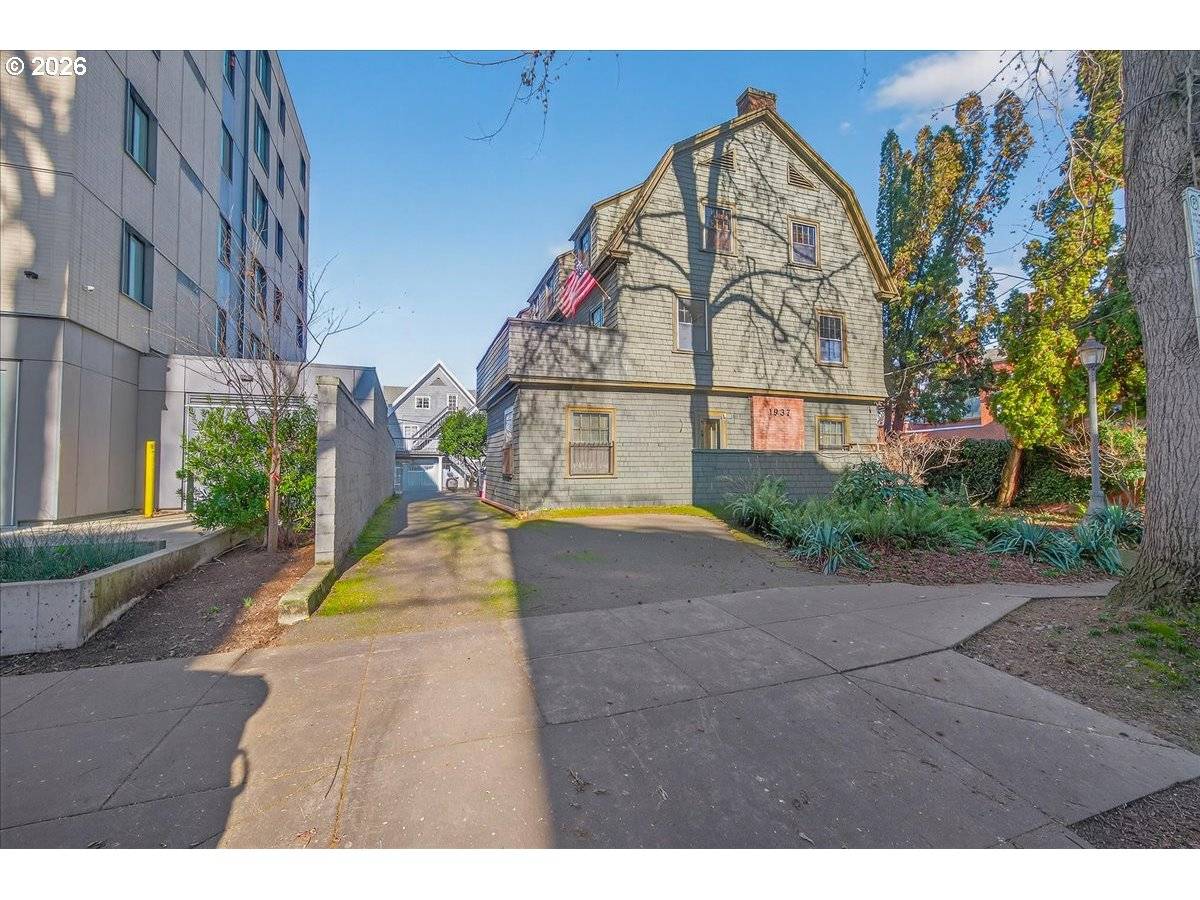 Portland, OR 97209,1937 NW JOHNSON ST #3