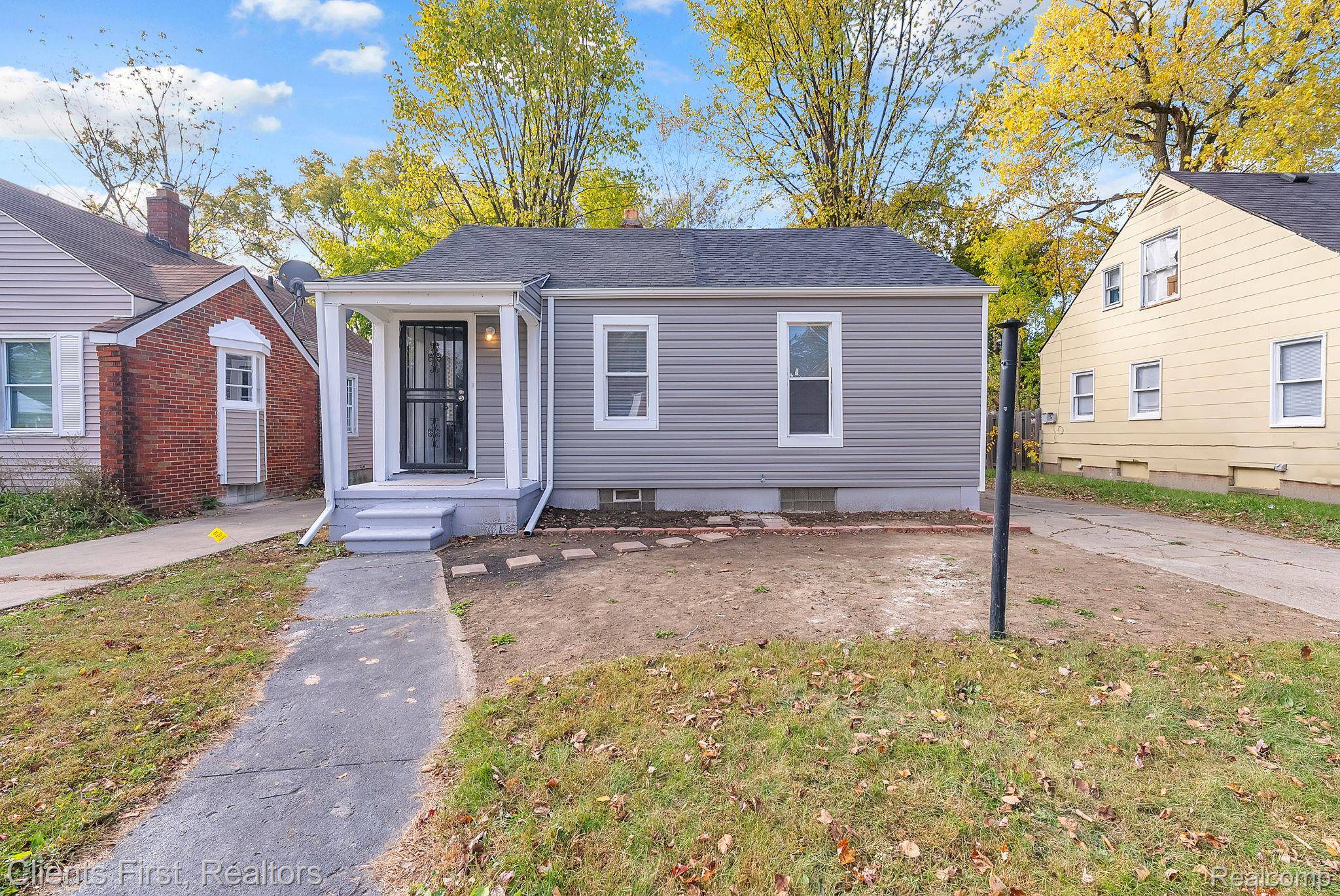 Detroit, MI 48223,15435 Fielding ST