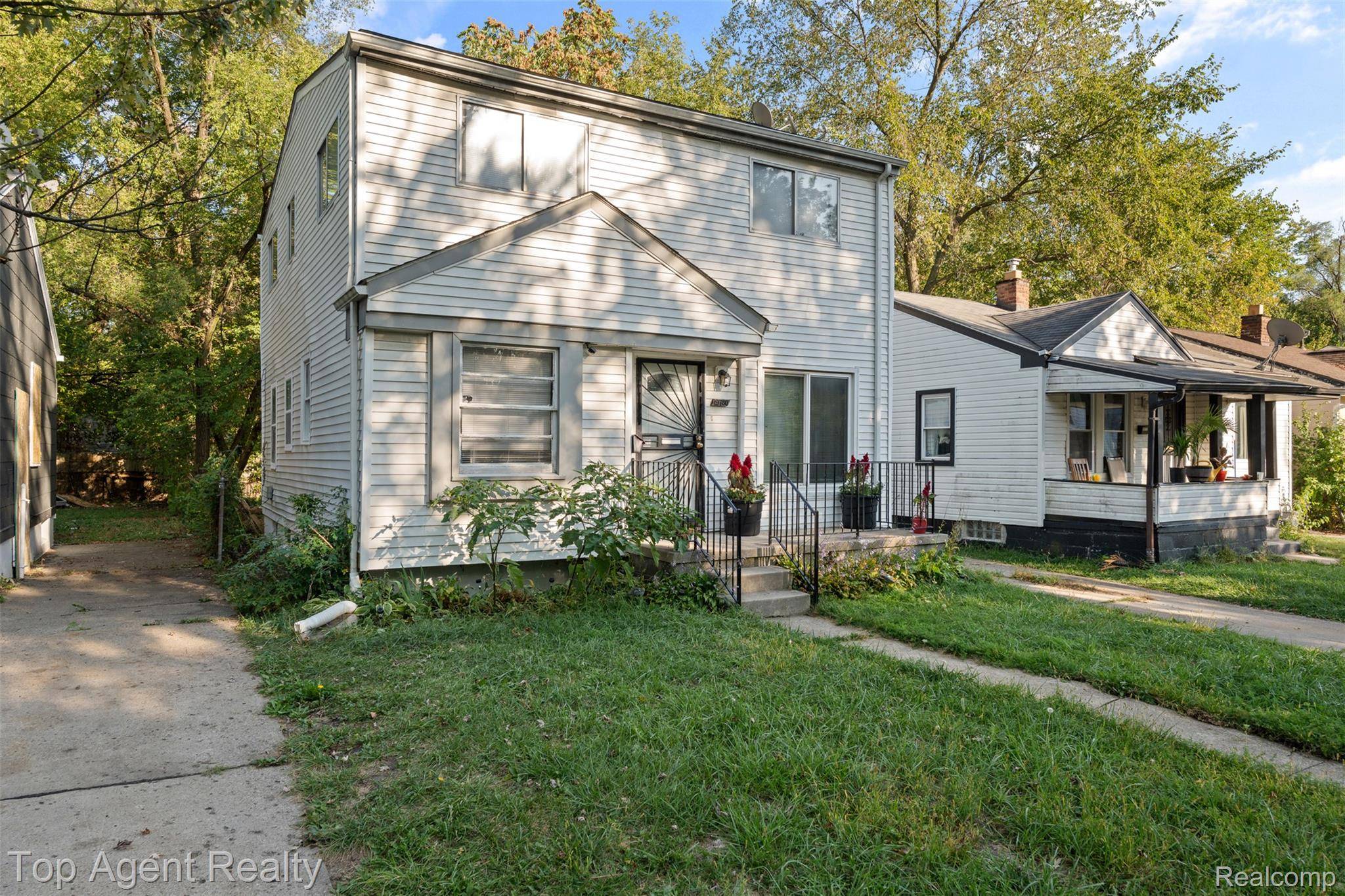 Detroit, MI 48235,19780 Oakfield ST