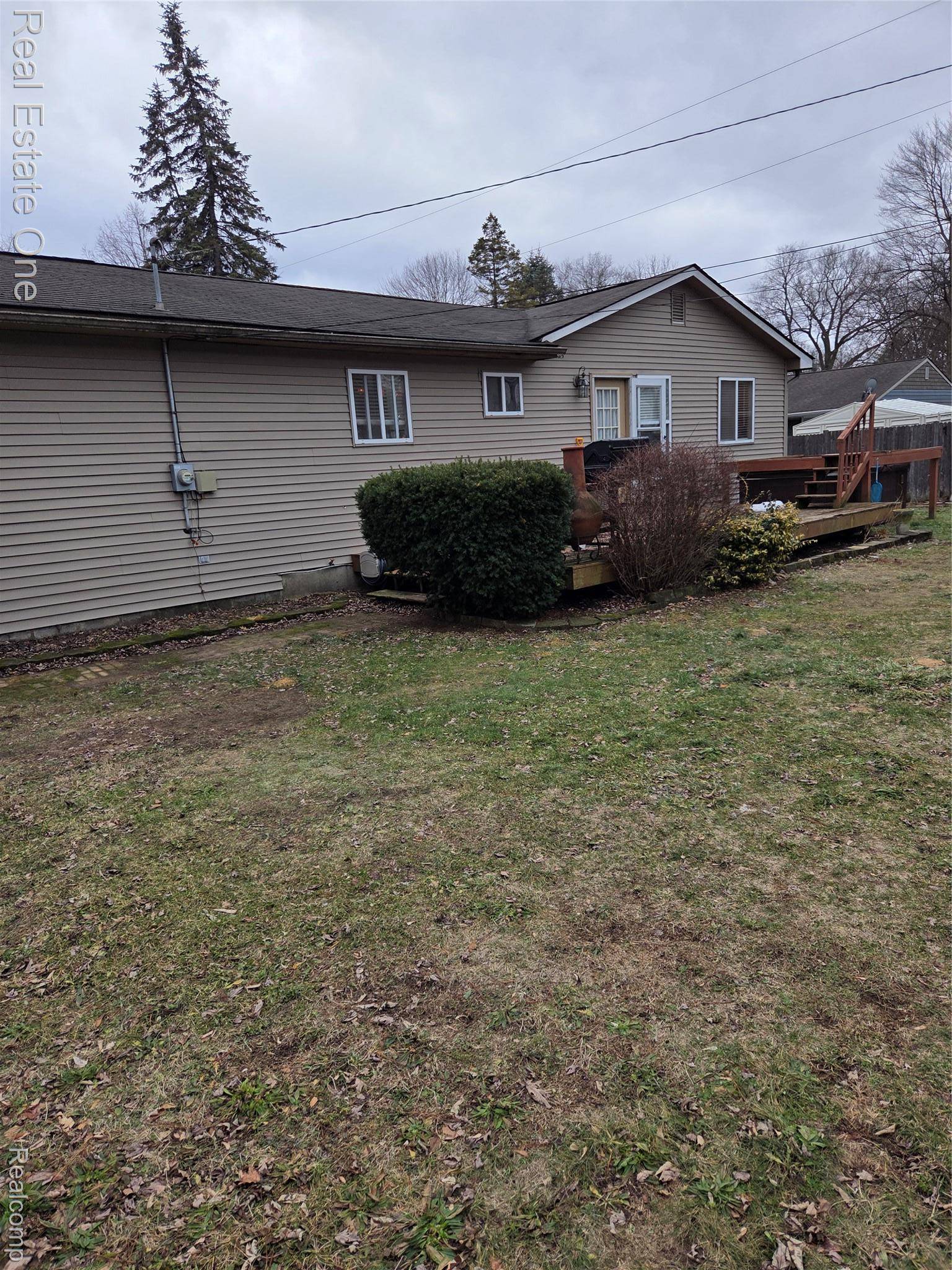 Lake Orion, MI 48362,733 Luna CT