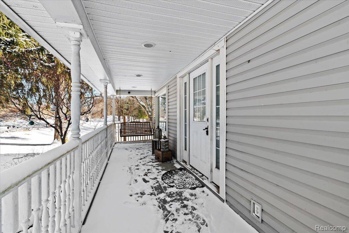 Milford, MI 48380,3901 Lone Tree RD