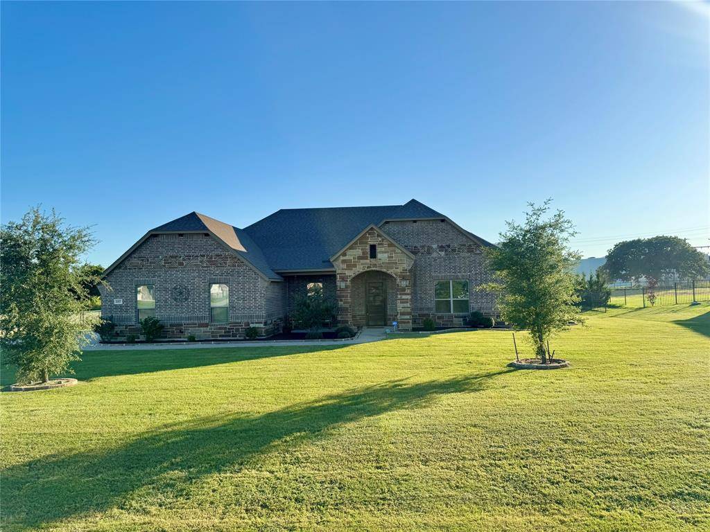Granbury, TX 76049,217 Maverick Court