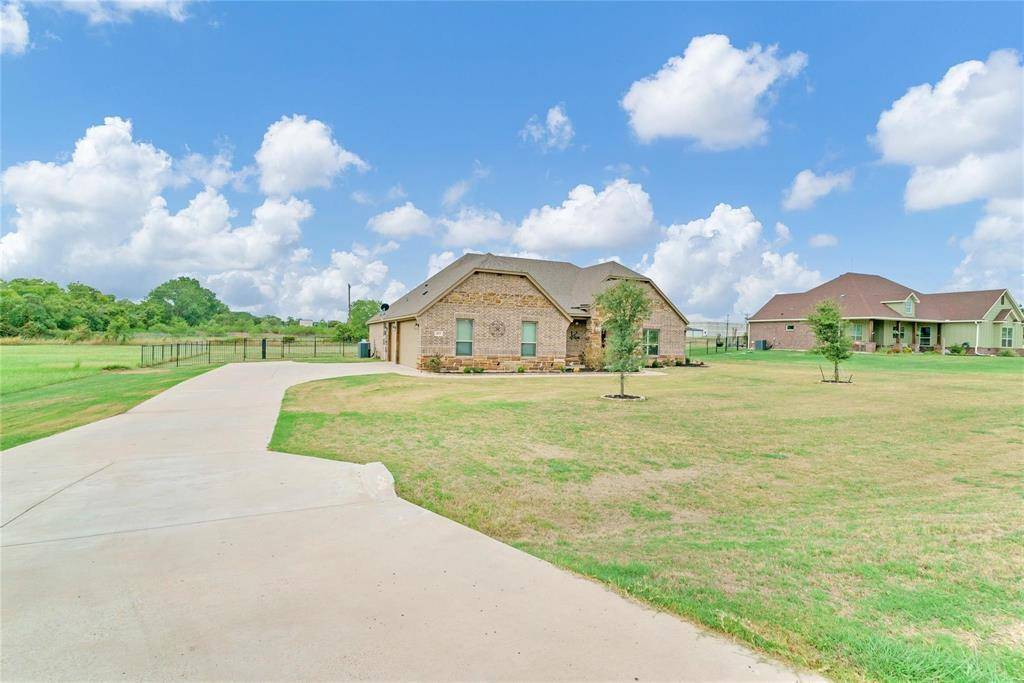 Granbury, TX 76049,217 Maverick Court