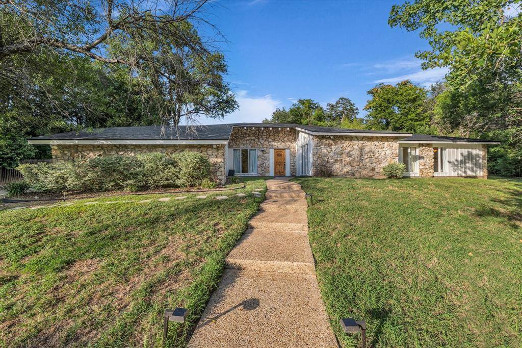 Woodway, TX 76712,8900 Valley Brook Circle