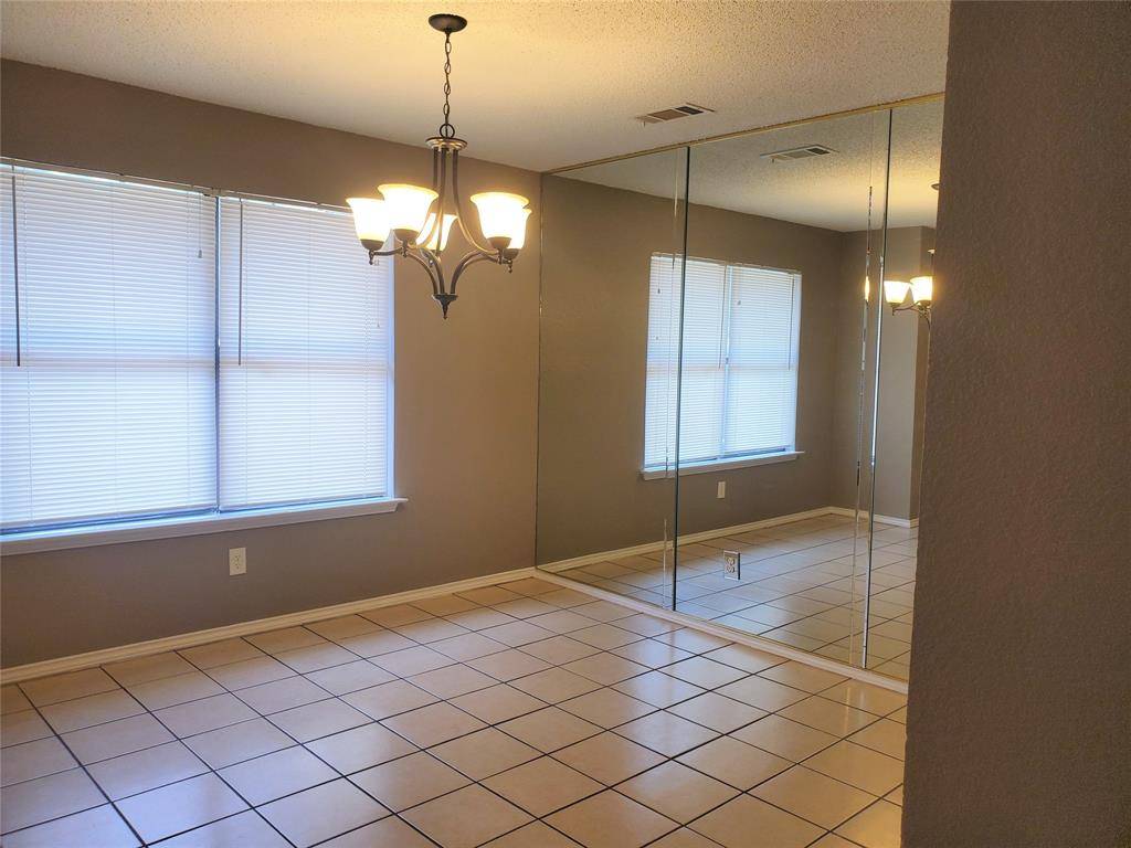 Arlington, TX 76018,117 Valley Spring Drive