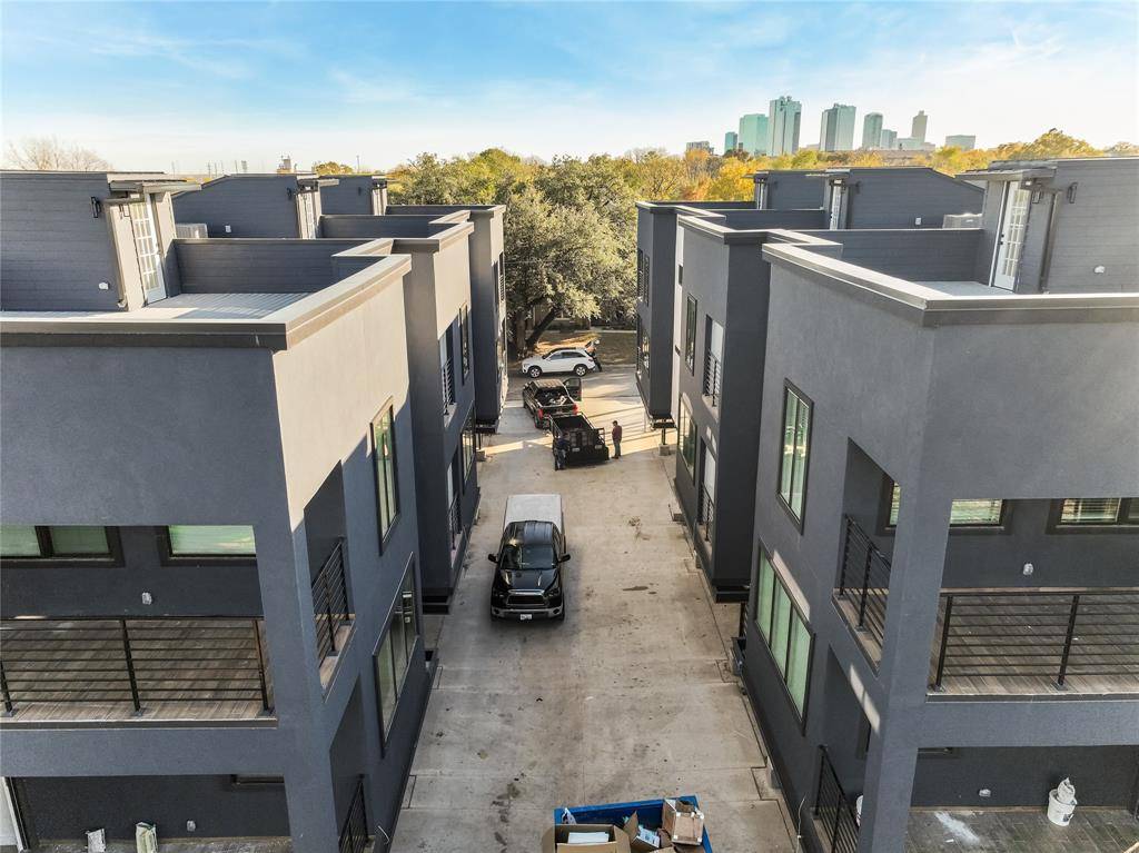 Fort Worth, TX 76102,1105 Poindexter Street #B2