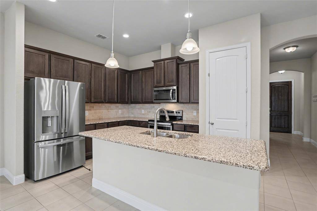 Melissa, TX 75454,321 Lexington Avenue