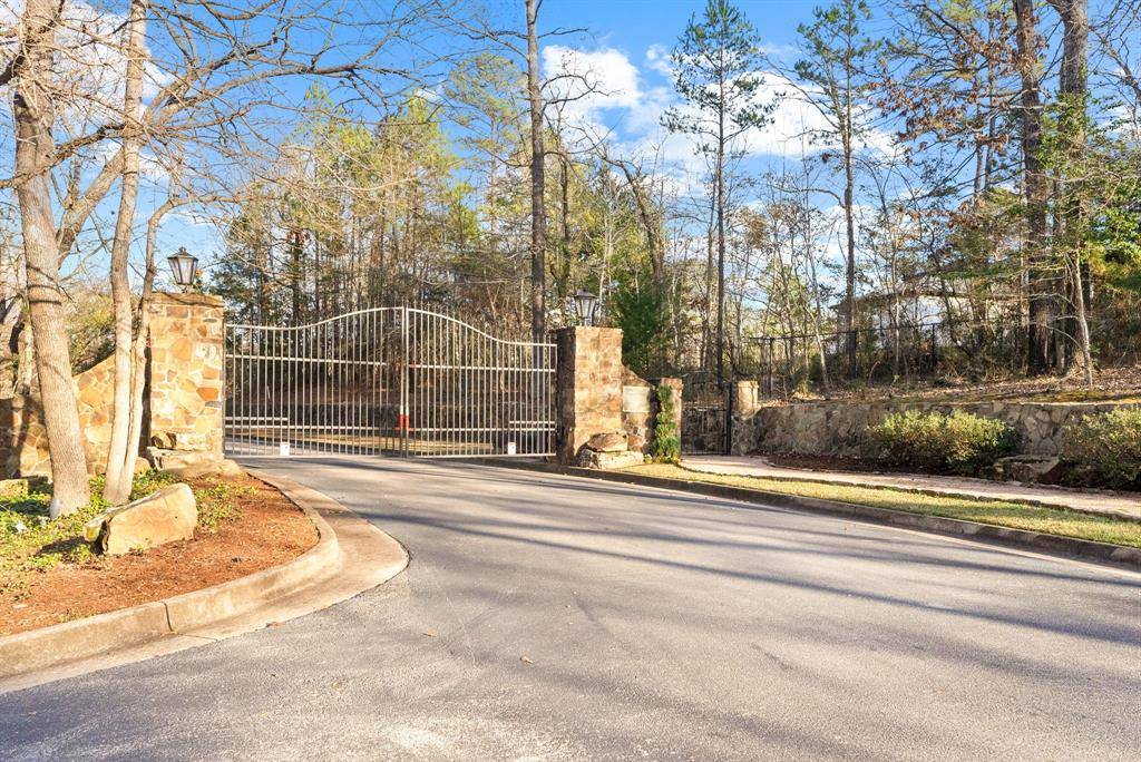 Tyler, TX 75703,1975 Stonegate Valley