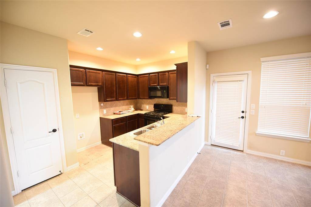 Allen, TX 75013,855 Llano Drive