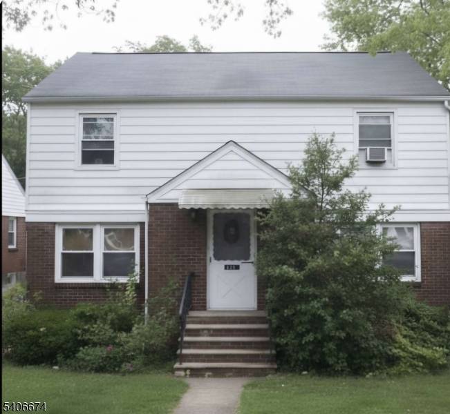 Belleville Twp., NJ 07109,25 Harvard Pl