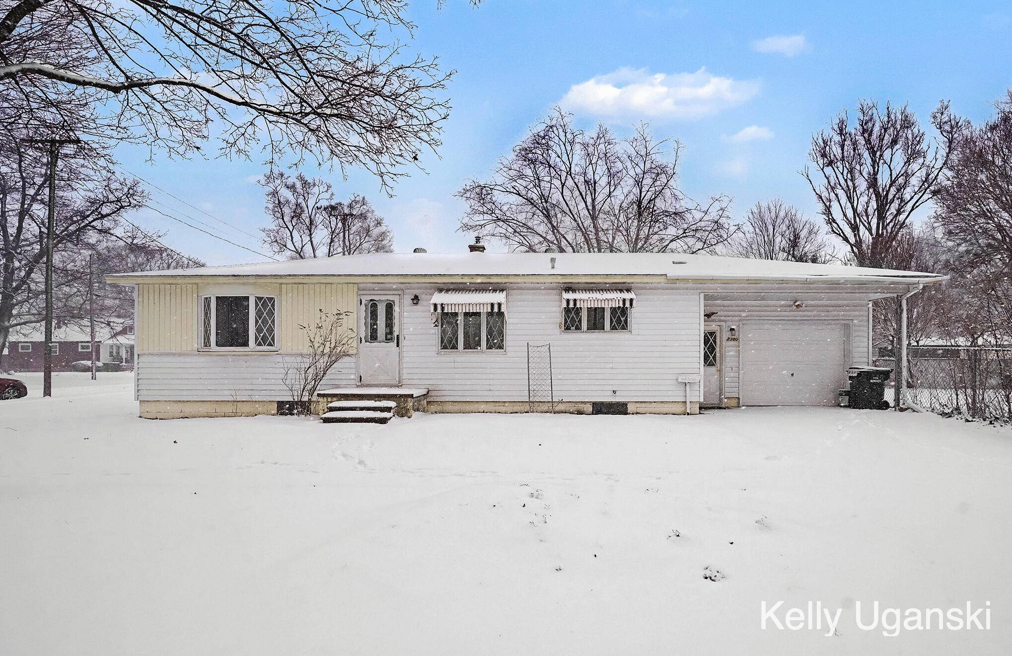 Muskegon, MI 49441,2360 Grove ST