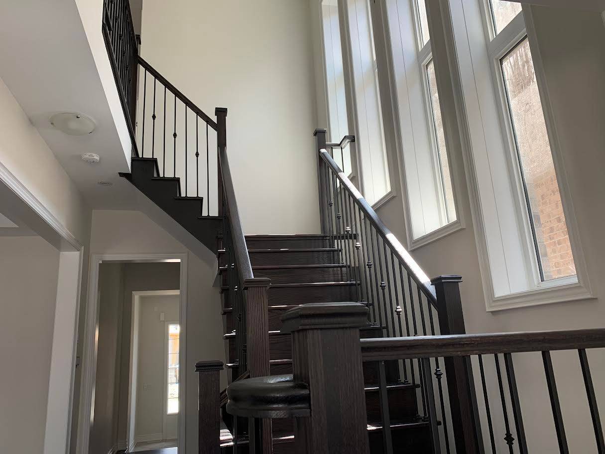 Whitby, ON L1P 0C6,38 Hayeraft ST