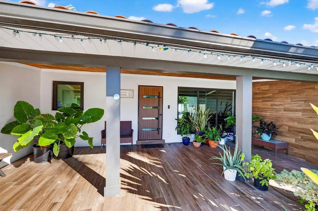 Pompano Beach, FL 33062,2601 NE 8th Ct