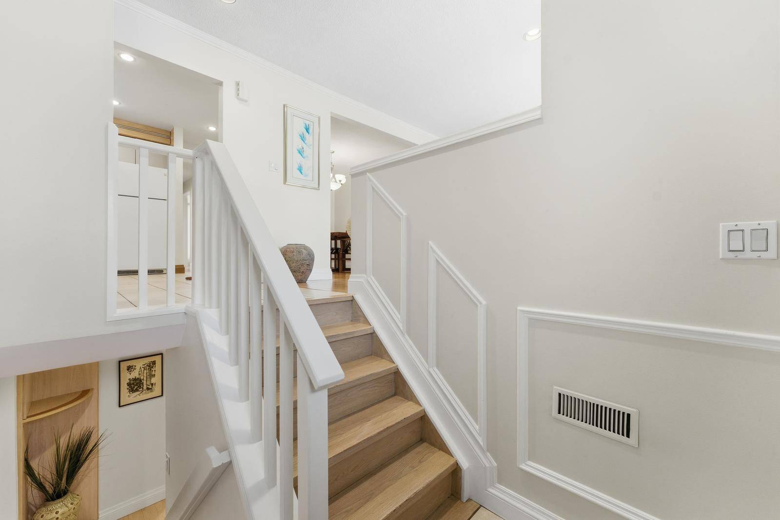 Mississauga, ON L5N 1Y4,7124 Cadiz CRES