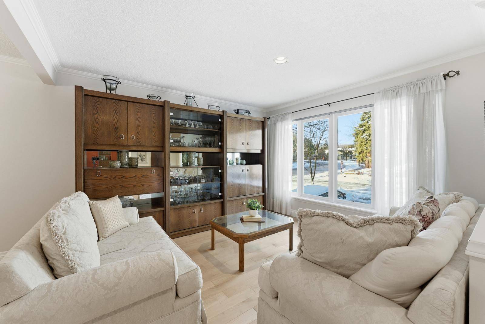 Mississauga, ON L5N 1Y4,7124 Cadiz CRES