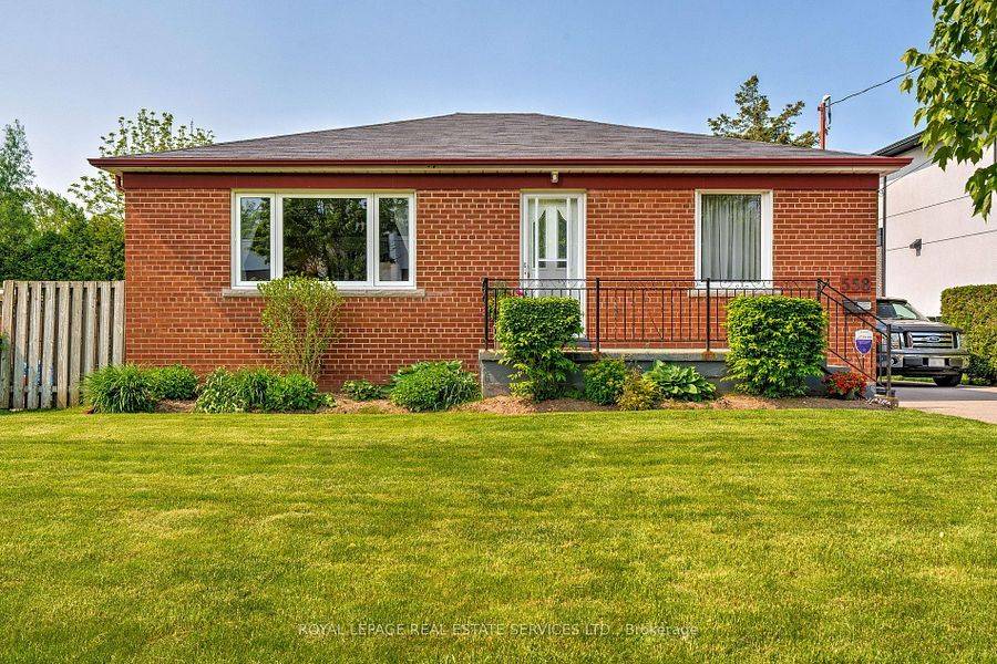 Oakville, ON L6L 4W4,558 Wolsey CRES