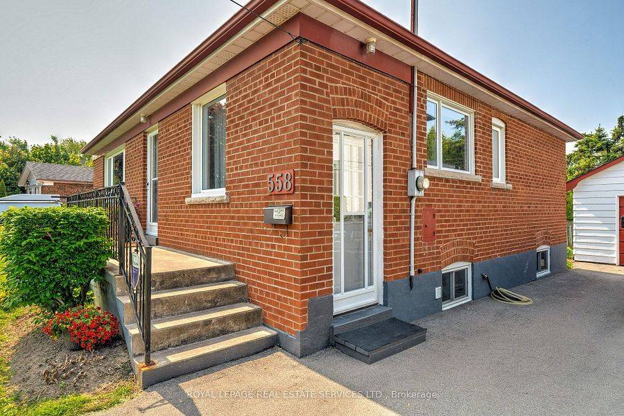 Oakville, ON L6L 4W4,558 Wolsey CRES