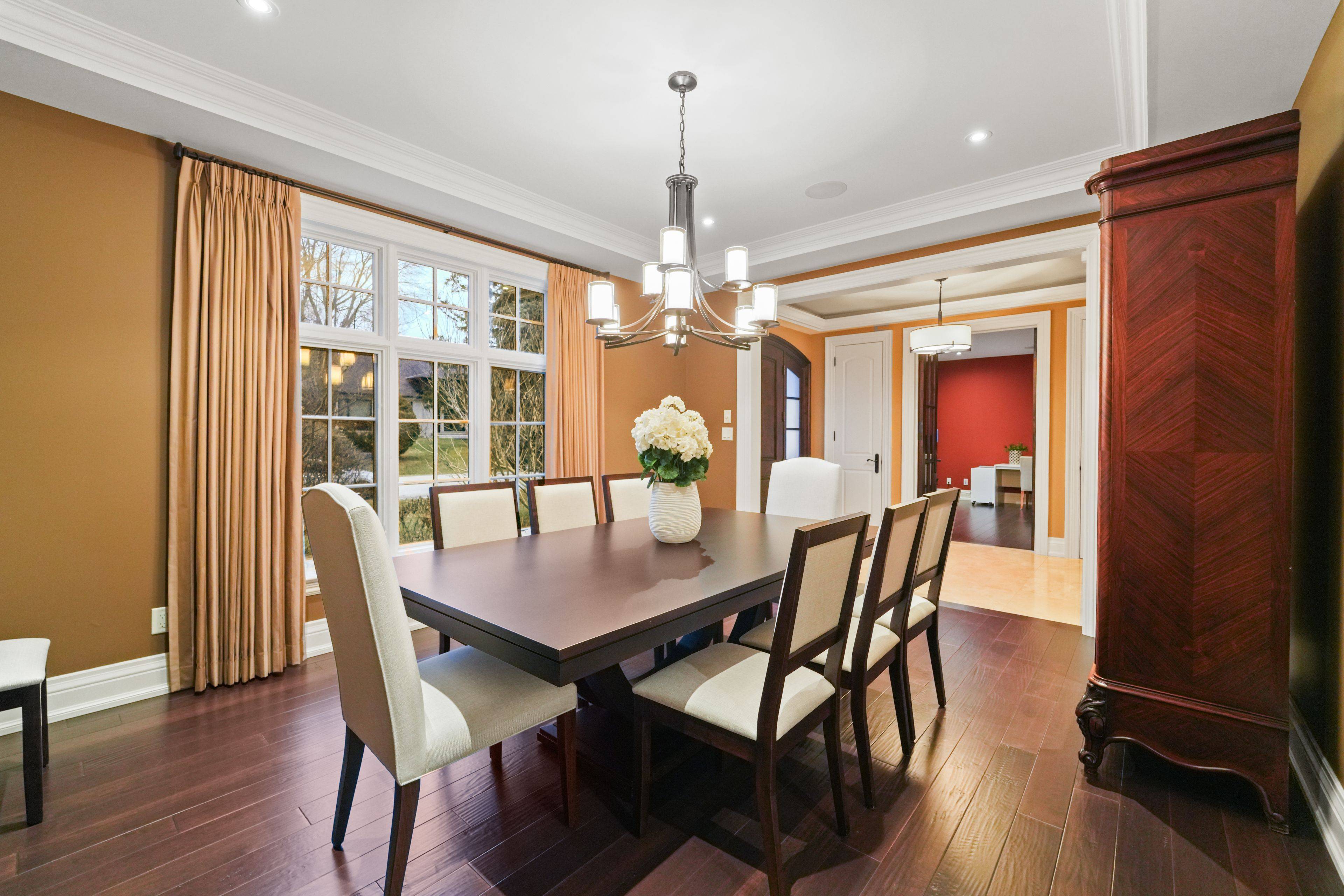 Mississauga, ON L5H 2T6,1286 Woodeden DR